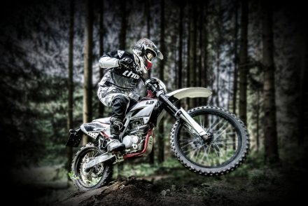 Foto Motocross AJP