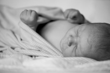 Neugeborenen-Fotografie