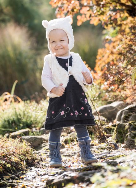 Kinderfotografie Kinderportrait botanischer Garten Linz